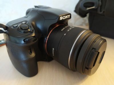 Лот: 14026626. Фото: 1. Фотоаппарат Sony Alpha SLT-A65... Цифровые зеркальные