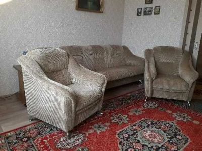 Лот: 13934923. Фото: 1. Мягкая мебель (диван + 2 кресла... Диваны