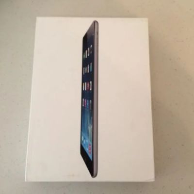 Лот: 5070063. Фото: 1. Планшет Apple iPad Air 16Gb Wi-Fi... Планшеты