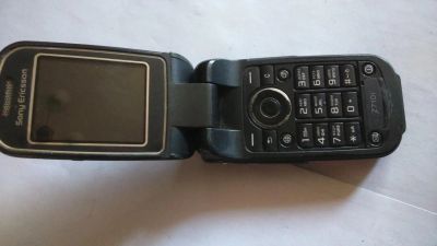 Лот: 5504442. Фото: 1. Sony Ericsson Z710i. Кнопочные мобильные телефоны