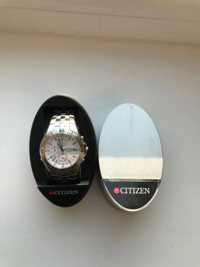 Лот: 15510497. Фото: 1. часы citizen saphire wr 100. Оригинальные наручные часы