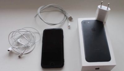 Лот: 9934853. Фото: 1. IPhone 7 black 32gb. Смартфоны