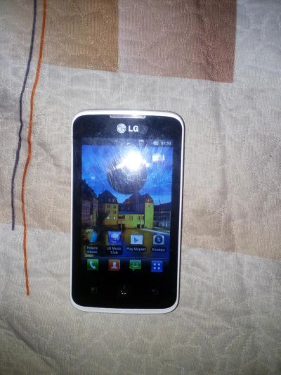 Лот: 6665944. Фото: 1. LG Optimus Hub. Смартфоны