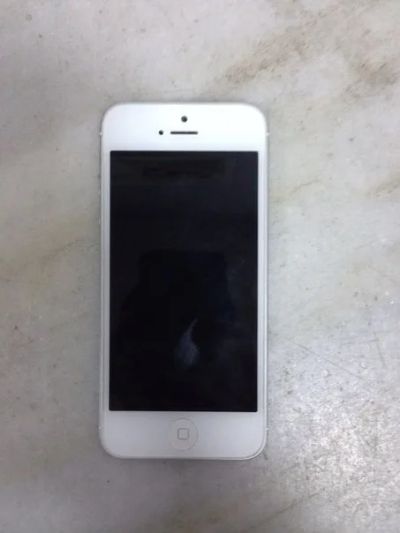 Лот: 4018823. Фото: 1. iPhone 5 + чехол аккумулятор... Смартфоны