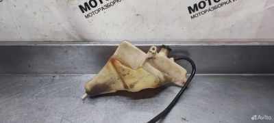 Лот: 22463226. Фото: 1. Расширительный бачок Suzuki gsx... Запчасти