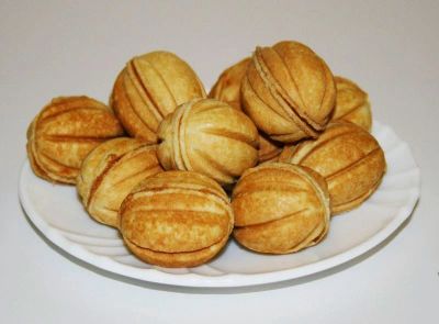Лот: 9827333. Фото: 1. Орешки с варёной сгущёнкой. Печенье, вафли, пряники