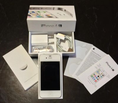 Лот: 6391566. Фото: 1. iphone 4S 8GB White РСТ. Смартфоны