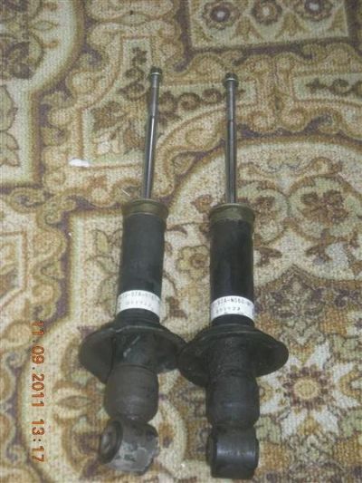 Лот: 1186541. Фото: 1. стойки задние на HONDA STREAM. Ходовая, подвеска, рулевое управление