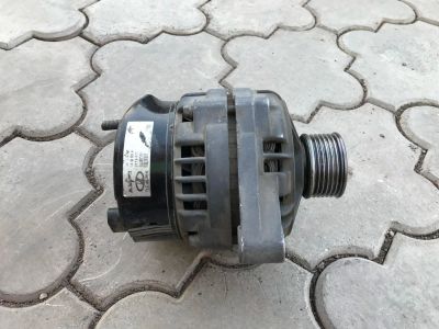 Лот: 9558373. Фото: 1. Генератор ВАЗ Лада. Электрооборудование