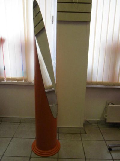 Лот: 7564764. Фото: 1. зеркало напольное (колонна оранжевая... Торговое