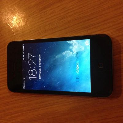 Лот: 5049738. Фото: 1. iPhone 4S 16GB locked. Смартфоны