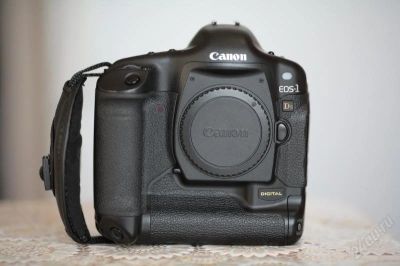 Лот: 1612780. Фото: 1. Canon EOS 1Ds body. Цифровые зеркальные