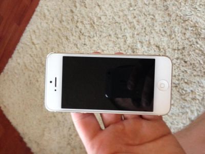 Лот: 4220028. Фото: 1. iphone 5 неисправен!. Кнопочные мобильные телефоны