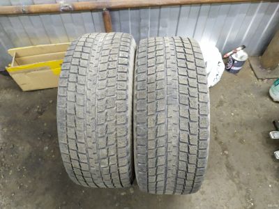 Лот: 18212857. Фото: 1. 2 шины зимние нешипованные Bridgestone... Шины