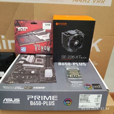 Лот: 21770040. Фото: 1. Новый комплект Ryzen 7 7800X 3D... Комплекты запчастей