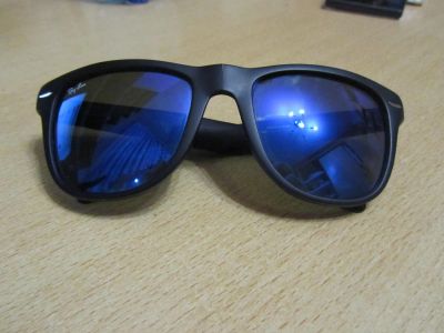 Лот: 4338970. Фото: 1. Очки Ray Ban оригиналы! Модель... Очки солнцезащитные