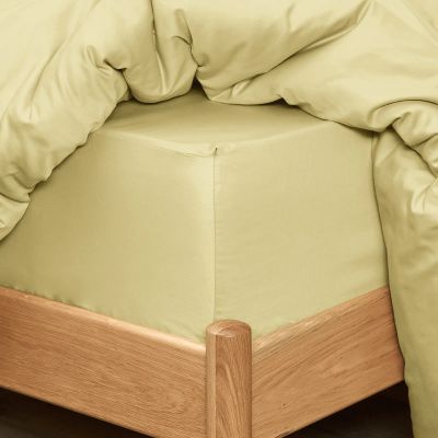 Лот: 22046125. Фото: 1. Простыня на резинке Lemon chiffon. Постельное бельё