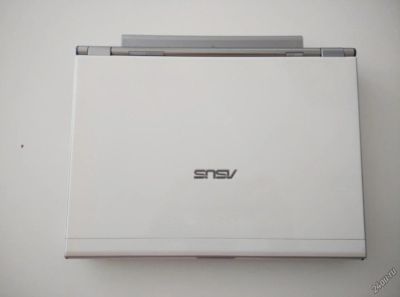 Лот: 10922063. Фото: 1. Ноутбук Asus U6e Core 2 Duo T7700... Ноутбуки