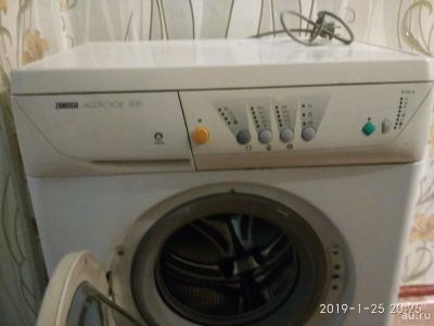 Лот: 13065789. Фото: 1. Стиральная машина Zanussi FE 925... Стиральные машины