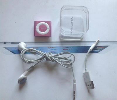 Лот: 3236288. Фото: 1. iPod Shuffle 1gb розовый. Плееры