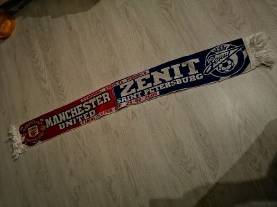 Лот: 16492676. Фото: 1. Шарф manchester united/zenit матчевый. Спортивная символика и атрибутика