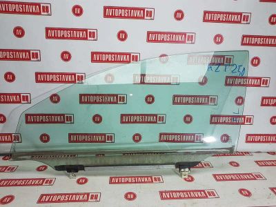 Лот: 20895702. Фото: 1. Стекло двери Toyota Avensis AZT250... Кузов