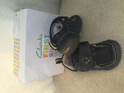 Лот: 5355260. Фото: 1. Ботинки для мальчика Clarks. Ботинки