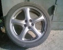 Лот: 136639. Фото: 1. Диски 17 дюймов, 5 на 100, Subaru. Шины