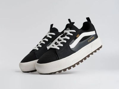 Лот: 25530663. Фото: 1. Кеды VANS Old Skool MTE-1. Кеды, кроссовки, слипоны