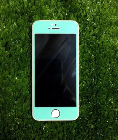Лот: 10001679. Фото: 1. Iphone 5s gold 16 Gb + чехлы. Смартфоны