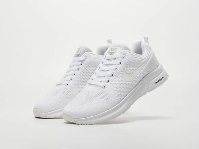 Лот: 23519830. Фото: 1. Кроссовки Nike Pegasus (43381... Кеды, кроссовки, слипоны