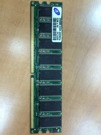 Лот: 4547560. Фото: 1. Оперативная память 256Mb DDR 400MHz... Оперативная память