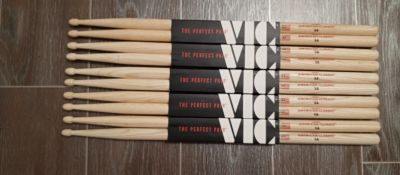 Лот: 25225488. Фото: 1. Барабанные палочки Vic Firth 5A. Ударные