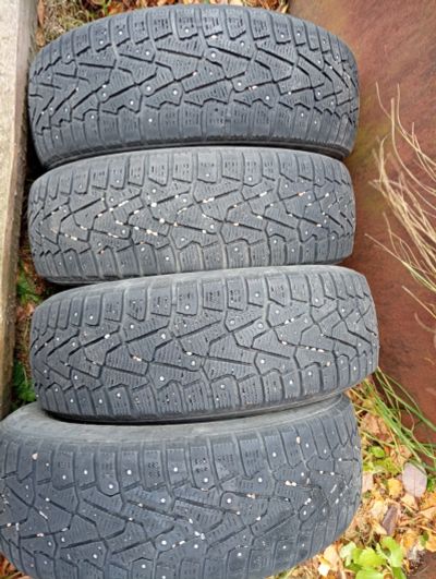 Лот: 20973307. Фото: 1. Pirelli ice zero 185/65/15 зима. Шины