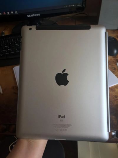 Лот: 8237121. Фото: 1. Apple iPad 3 New (MD368RS/A) 64Gb... Планшеты