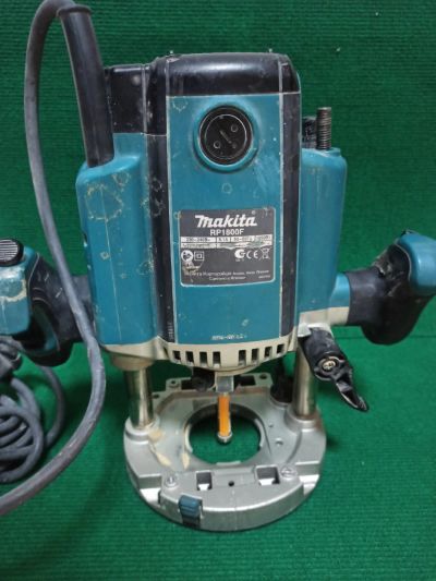 Лот: 18998534. Фото: 1. Вертикальный фрезер Makita RP1800F... Электроинструмент