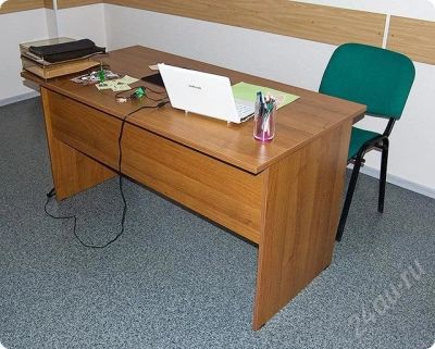 Лот: 339333. Фото: 1. Стол офисный. Компьютерные и письменные столы