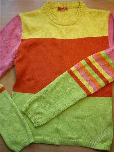 Лот: 1753115. Фото: 1. Кофта 40-42р. Свитеры, толстовки, худи