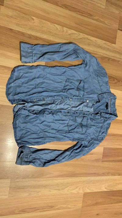 Лот: 14673930. Фото: 1. Рубашка джинса унисекс 42-44. Другое (одежда, обувь, галантерея)