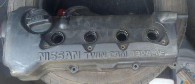 Лот: 22141820. Фото: 1. Клапанная крышка Nissan. Двигатель и элементы двигателя