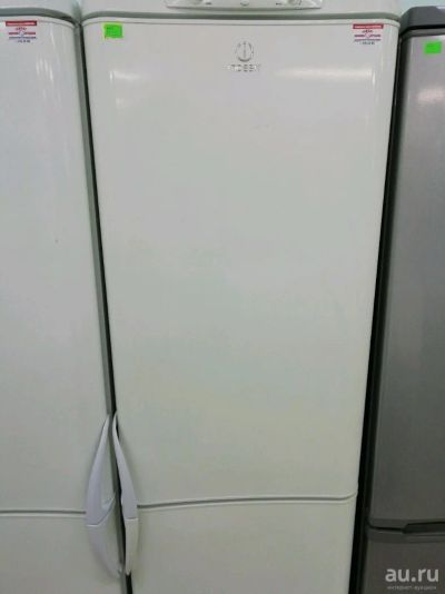 Лот: 13229550. Фото: 1. Холодильник Indesit C240G. Холодильники, морозильные камеры