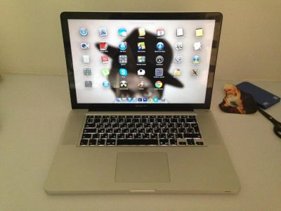Лот: 4821469. Фото: 1. macbook pro 15 i7 / 8gb / ssd128... Ноутбуки