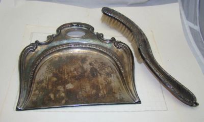 Лот: 17685071. Фото: 1. Совочек с щеткой - смёткой старинные... Другое (антиквариат)