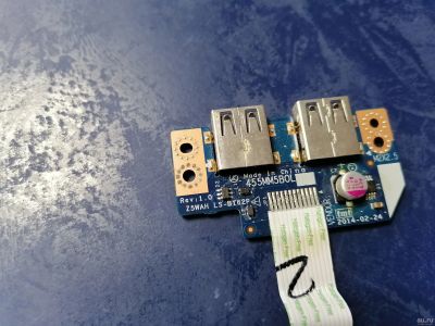 Лот: 17745102. Фото: 1. Б/У плата с разъемами USB на шлейфе... Шлейфы, кабели, переходники