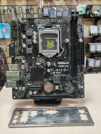 Лот: 21560944. Фото: 1. Мат. плата ASRock H81M-VG4/LGA1150... Материнские платы