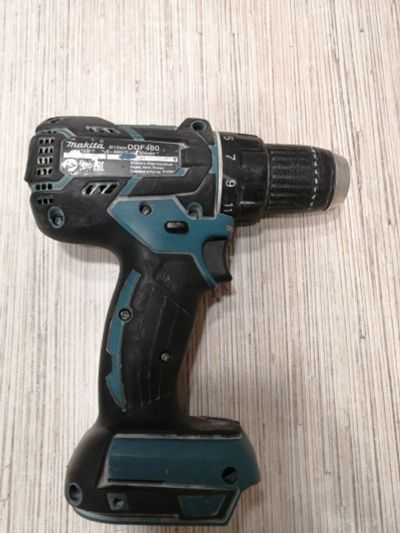 Лот: 20848955. Фото: 1. Шуруповёрт makita DDF480 неисправно. Электроинструмент