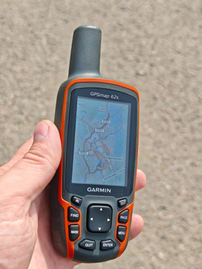 Лот: 25676077. Фото: 1. Туристический навигатор Garmin... GPS-навигаторы