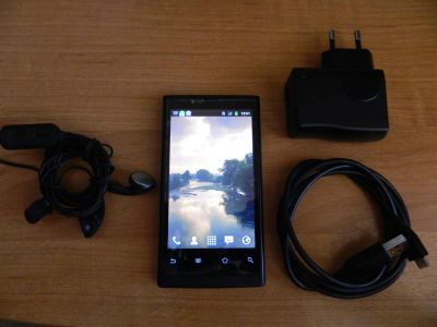 Лот: 3293599. Фото: 1. Huawei U9000 (Отличное состояние... Смартфоны