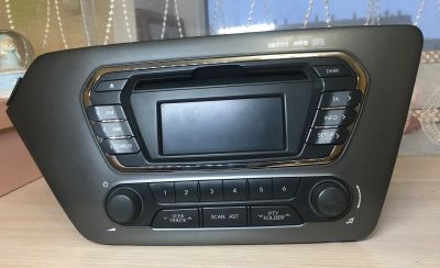 Лот: 25776375. Фото: 1. Штатная автомагнитола Kia Rio... Автомагнитолы