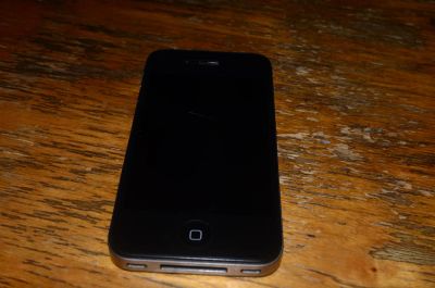 Лот: 4670321. Фото: 1. iphone 4 оригинал и в отличном... Смартфоны